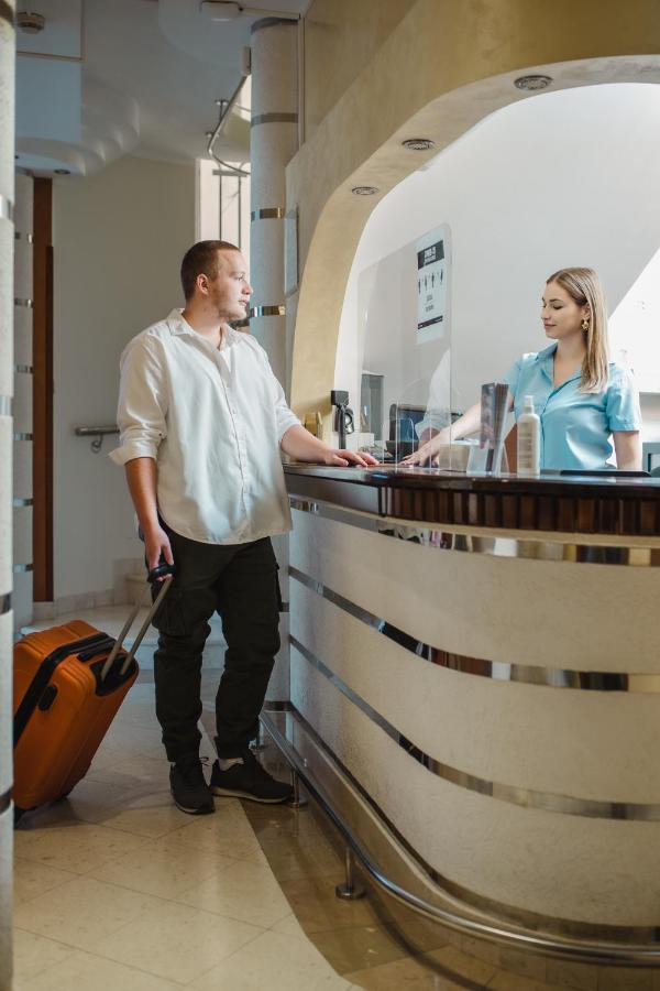 Garni Hotel Koral Будва Екстериор снимка