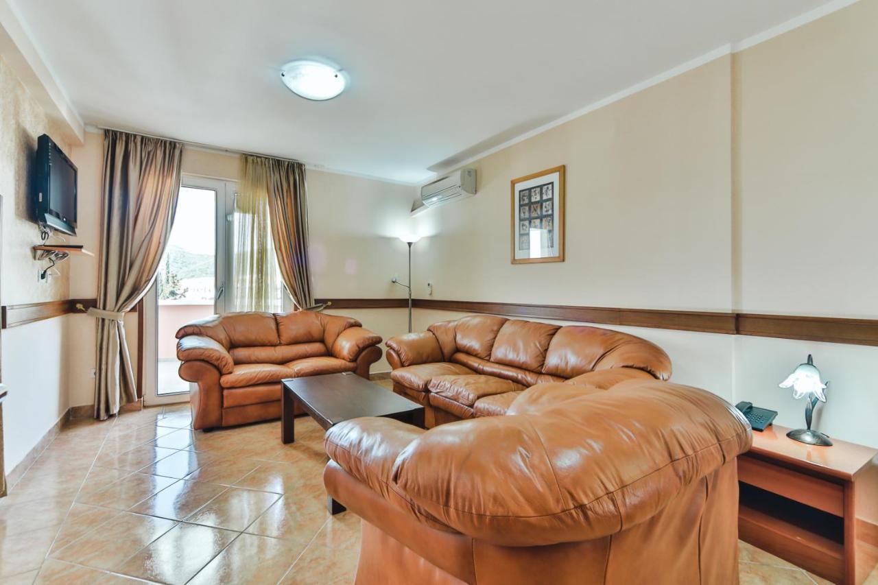 Garni Hotel Koral Будва Екстериор снимка