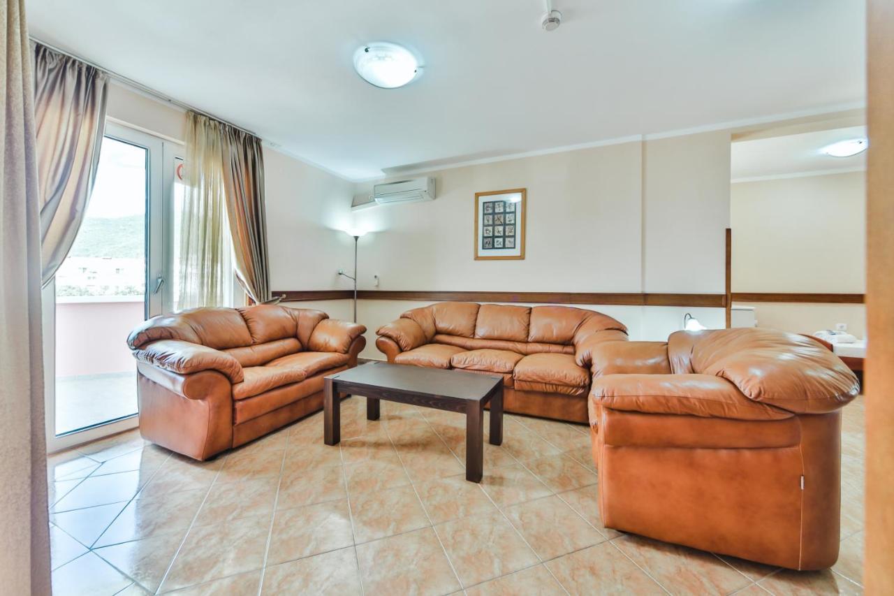 Garni Hotel Koral Будва Екстериор снимка
