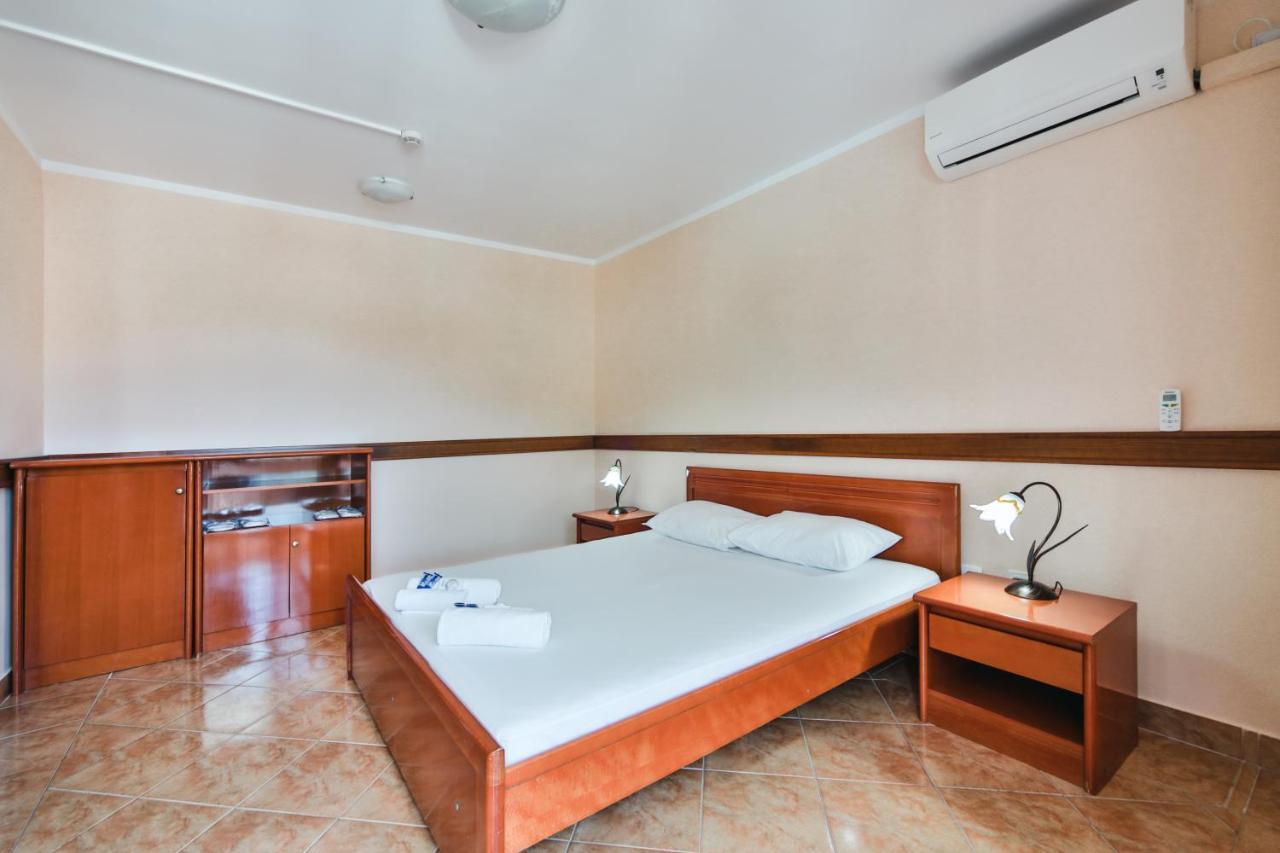 Garni Hotel Koral Будва Екстериор снимка