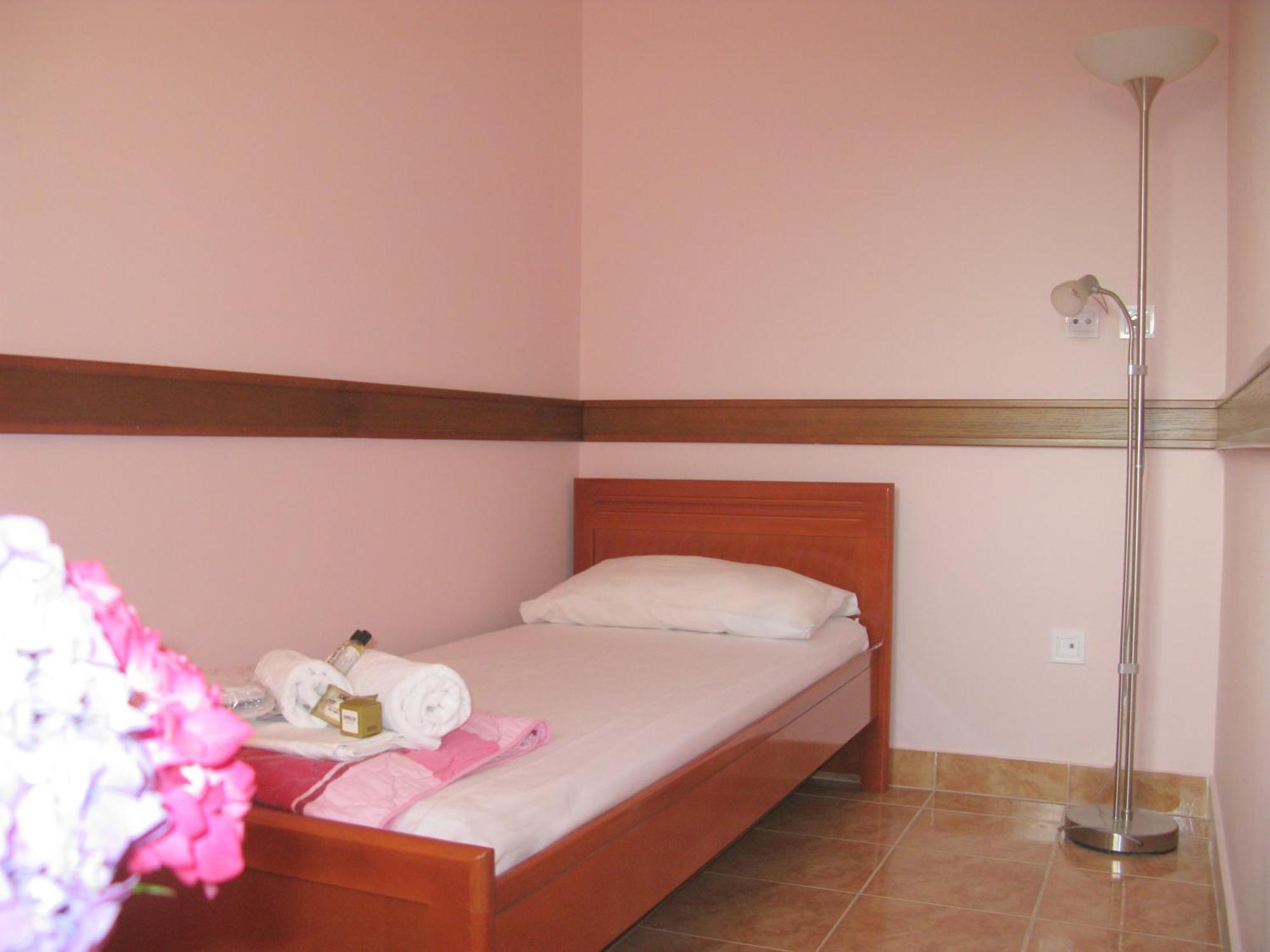 Garni Hotel Koral Будва Стая снимка