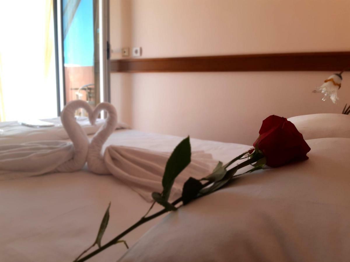 Garni Hotel Koral Будва Екстериор снимка